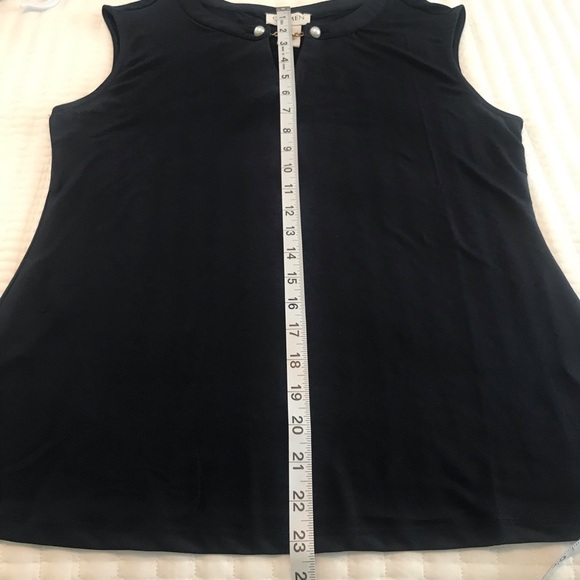 Carmen Marc Valvo Women’s Navy Top - Picture 6 of 6